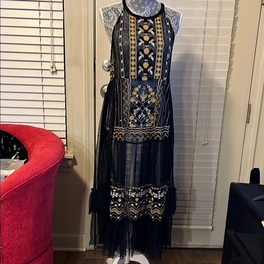 Embroidered free people sequin, Black and Gold Dress S